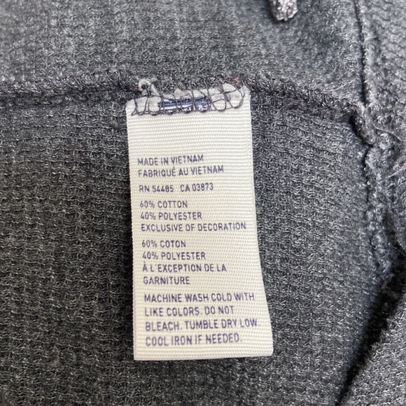 Women’s American Eagle Outfitters scoop-neck and lace sleeve grey sweater. Sz XS - Picture 8 of 11